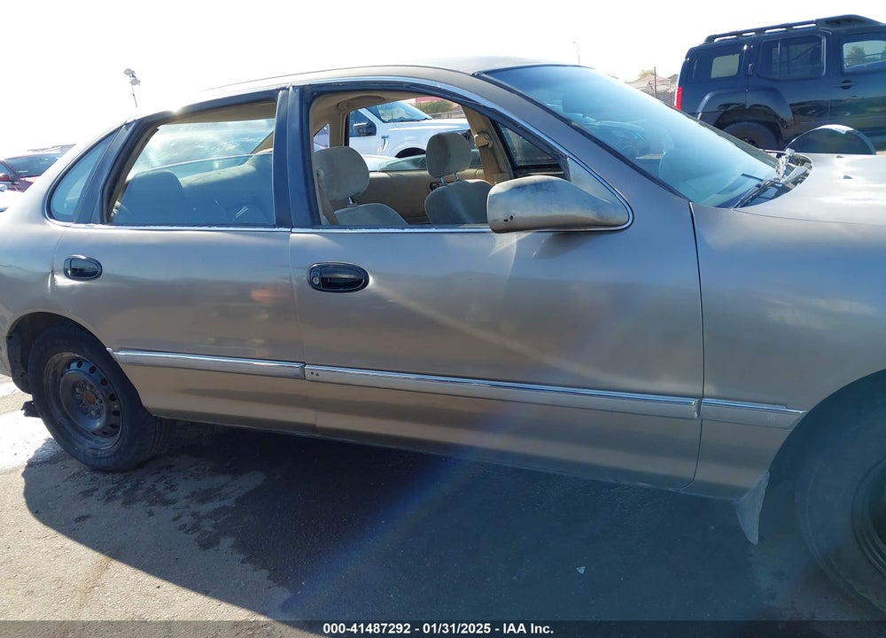 1999 TOYOTA AVALON VIN: 4T1BF18B8XU341034