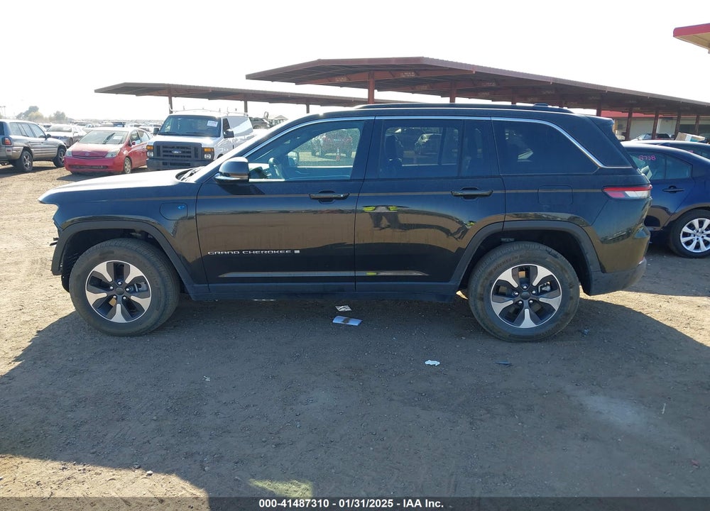 2024 JEEP GRAND CHEROKEE 4XE VIN: 1C4RJYB6XRC142565