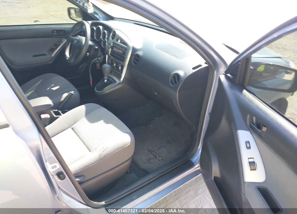 2007 TOYOTA MATRIX VIN: 2T1KR32E97C657632