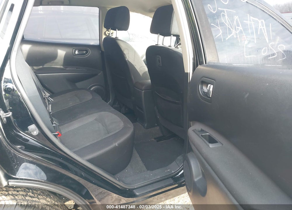 2015 NISSAN ROGUE SELECT S VIN: JN8AS5MT2FW163209