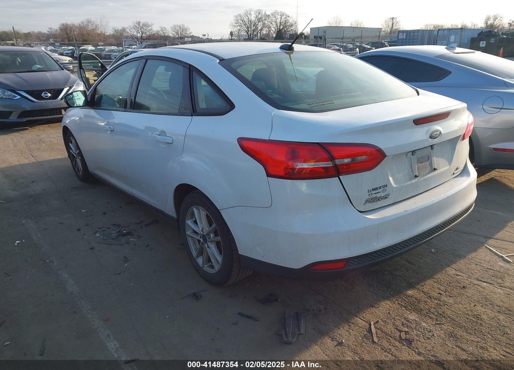 2015 FORD FOCUS VIN: 1FADP3F21FL276336