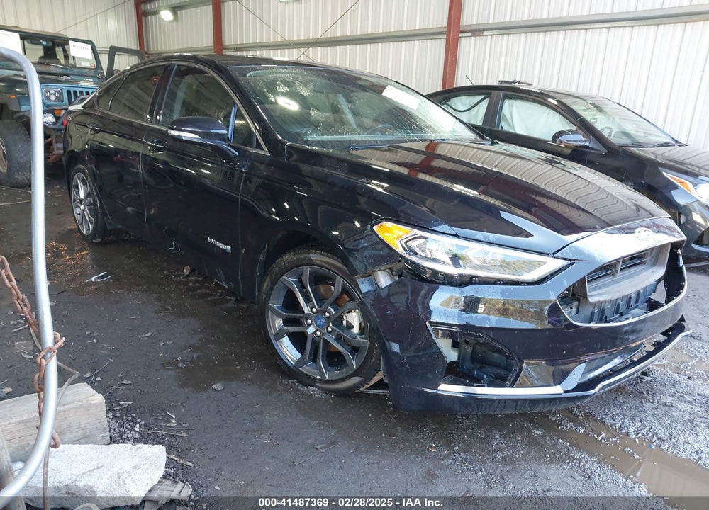 2019 FORD FUSION HYBRID TITANIUM VIN: 3FA6P0RU3KR243175