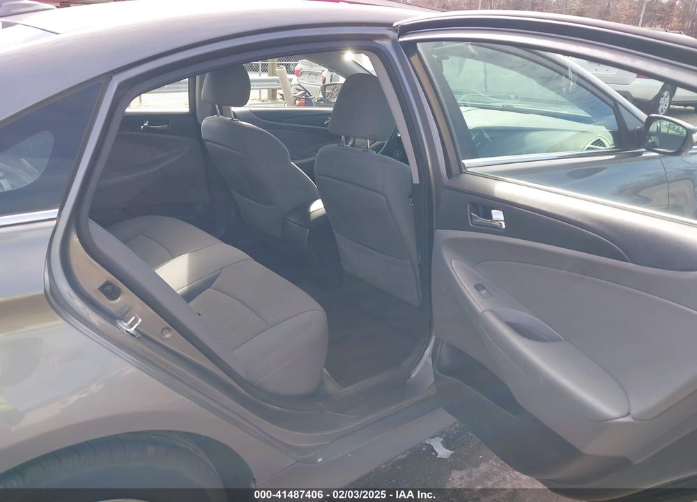 2014 HYUNDAI SONATA VIN: 5NPEB4AC4EH943292