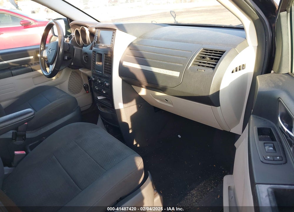 2010 DODGE GRAND CARAVAN HERO VIN: 2D4RN3D16AR389962