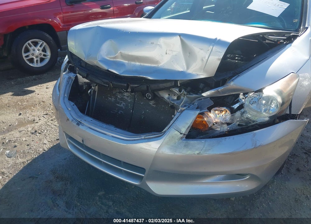 2011 HONDA ACCORD VIN: 1HGCP3F89BA001539