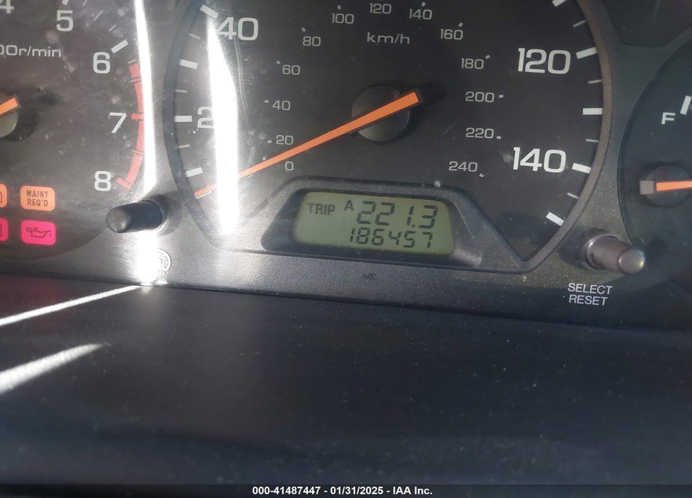 1998 HONDA ACCORD LX VIN: 1HGCG5640WA050711
