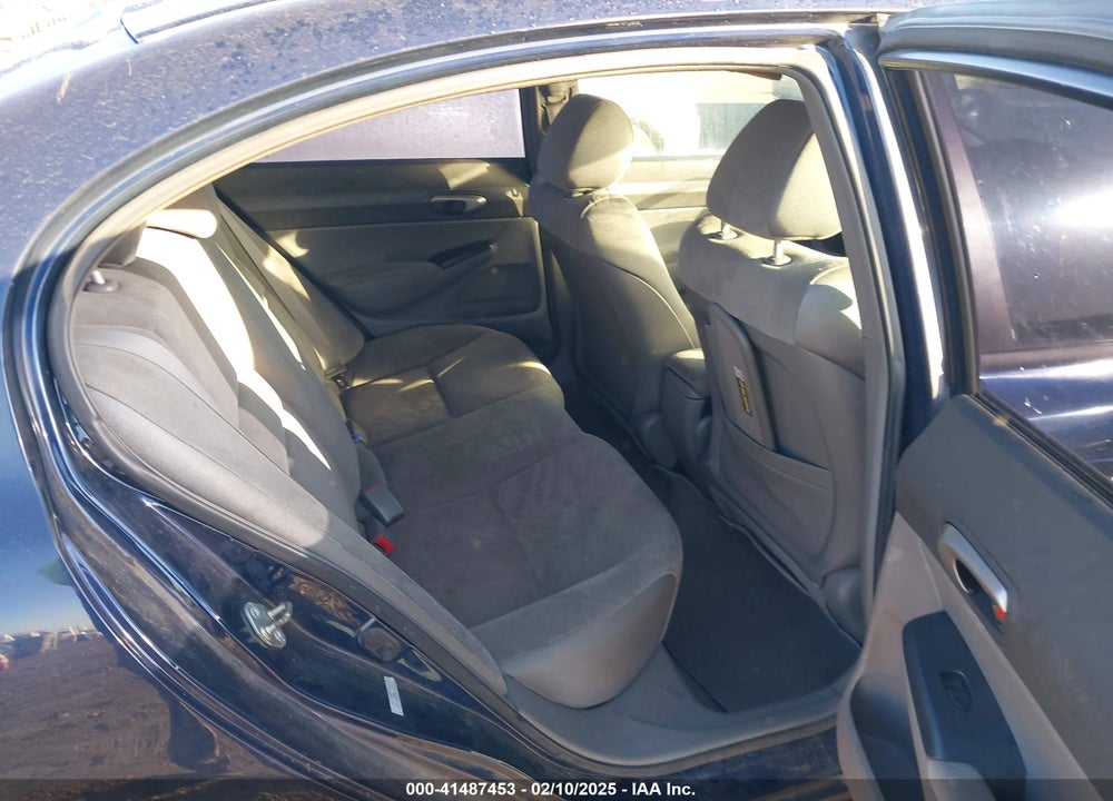 2006 HONDA CIVIC VIN: 1HGFA16506L107672
