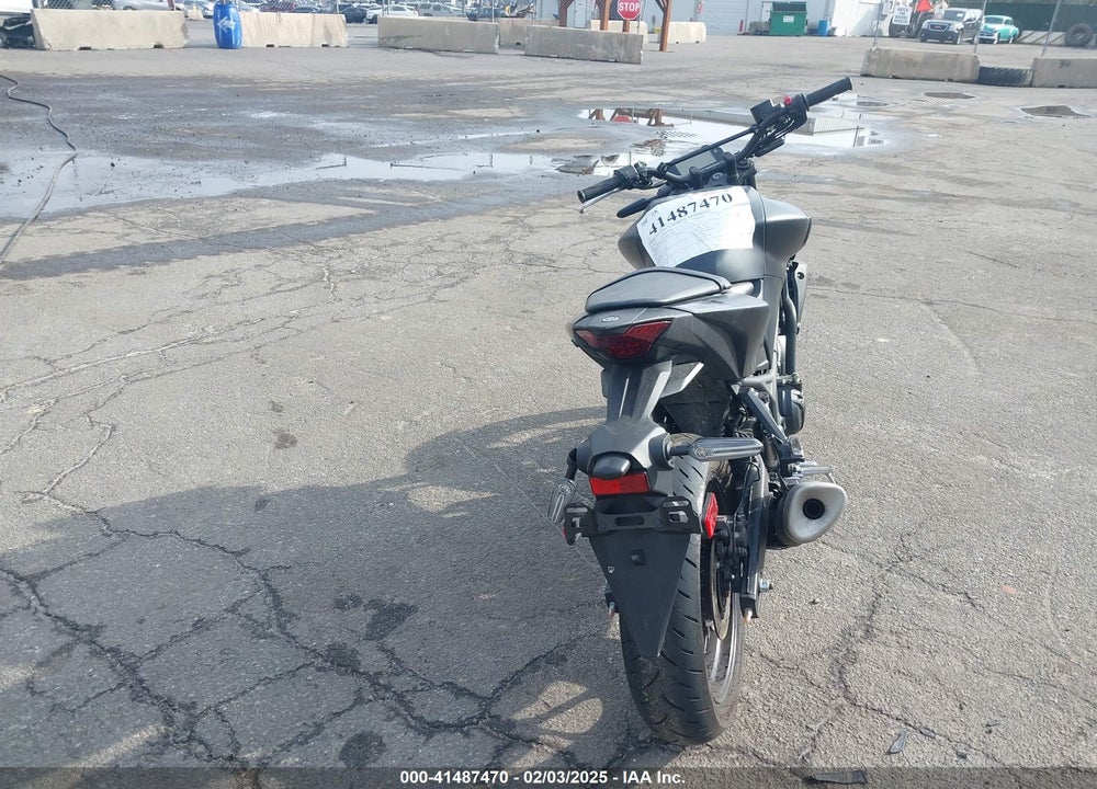 2024 YAMAHA MT-03 VIN: MH3RH20Y1RK013666