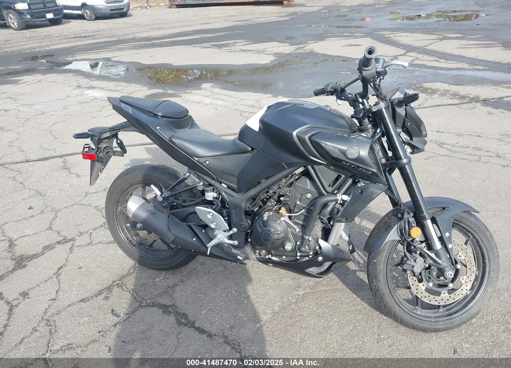 2024 YAMAHA MT-03 VIN: MH3RH20Y1RK013666