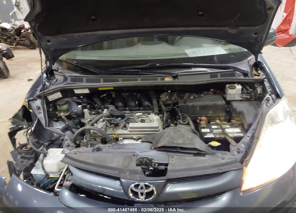 2010 TOYOTA SIENNA XLE/XLE LIMITED VIN: 5TDYK4CC2AS309994
