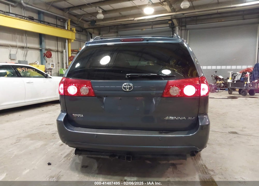 2010 TOYOTA SIENNA XLE/XLE LIMITED VIN: 5TDYK4CC2AS309994