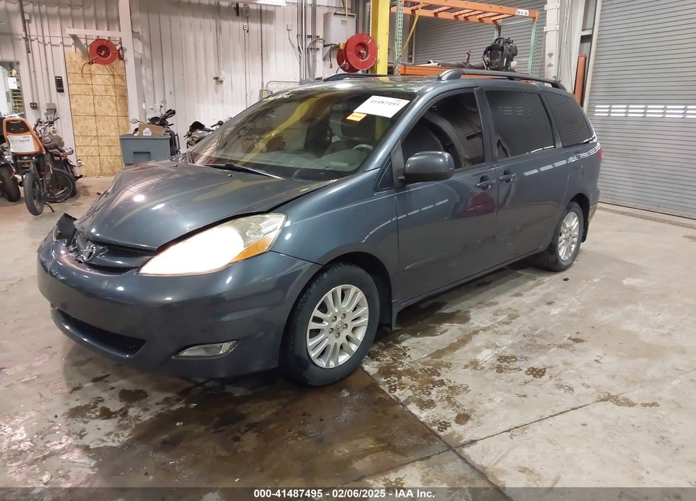 2010 TOYOTA SIENNA XLE/XLE LIMITED VIN: 5TDYK4CC2AS309994