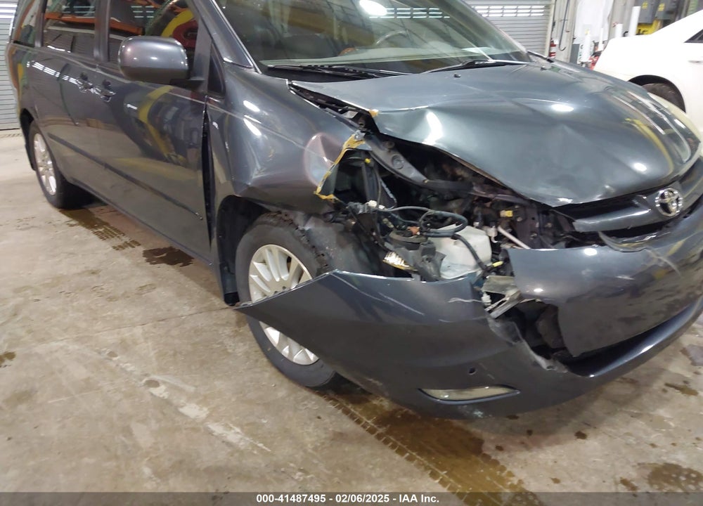 2010 TOYOTA SIENNA XLE/XLE LIMITED VIN: 5TDYK4CC2AS309994