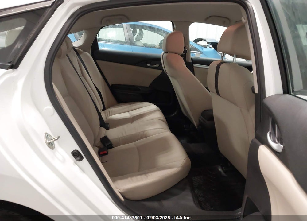 2017 HONDA CIVIC VIN: 19XFC2F58HE057596