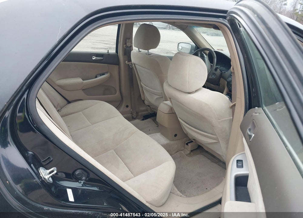 2004 HONDA ACCORD 2.4 EX VIN: 1HGCM56684A012361