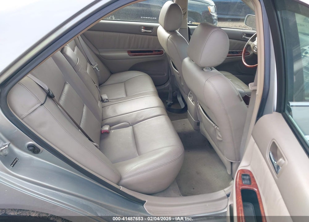 2005 TOYOTA CAMRY XLE V6 VIN: 4T1BF30K95U616723