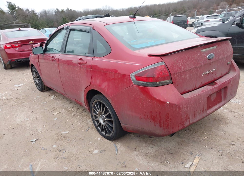 2011 FORD FOCUS SES VIN: 1FAHP3GN8BW113458