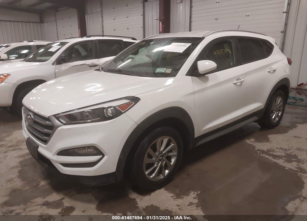 2017 HYUNDAI TUCSON SE VIN: KM8J3CA45HU508706