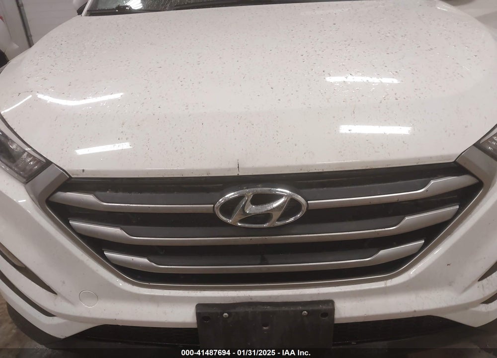 2017 HYUNDAI TUCSON SE VIN: KM8J3CA45HU508706