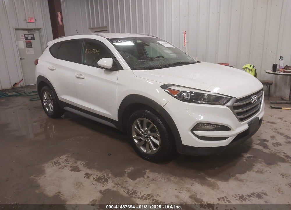 2017 HYUNDAI TUCSON SE VIN: KM8J3CA45HU508706
