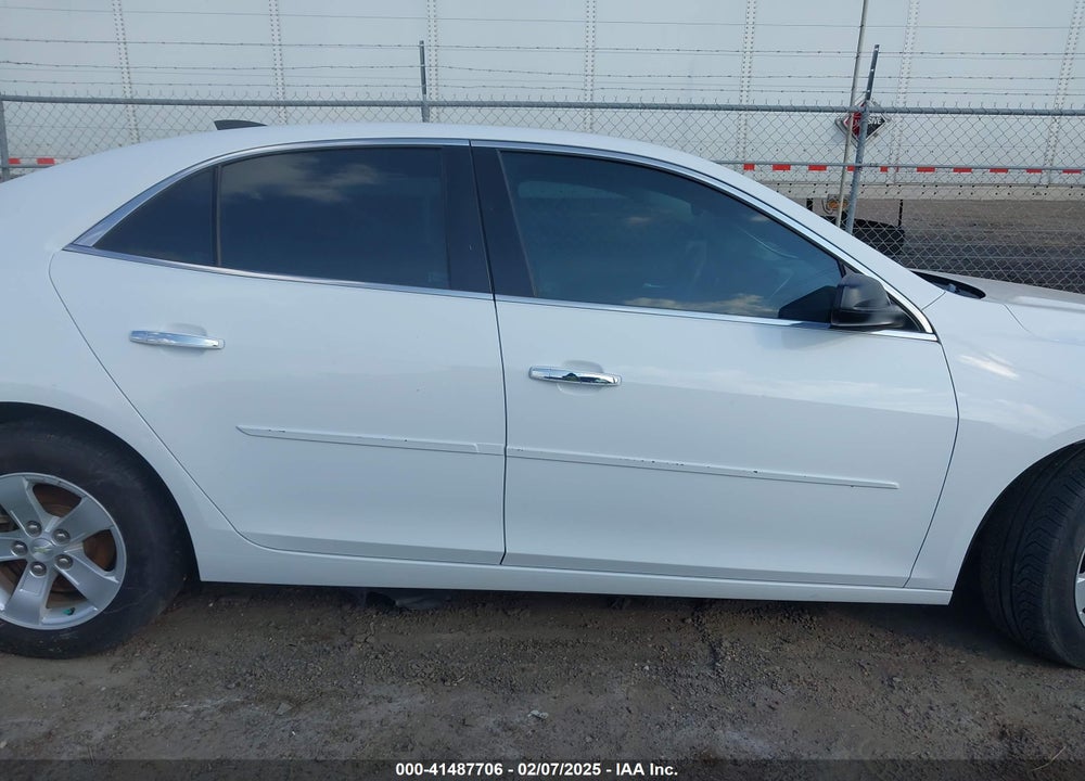 2015 CHEVROLET MALIBU VIN: 1G11B5SL3FF181144