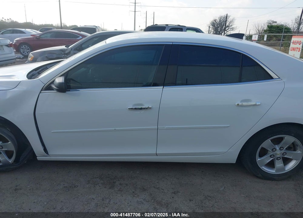 2015 CHEVROLET MALIBU VIN: 1G11B5SL3FF181144