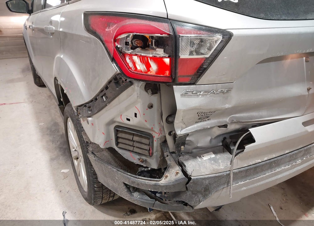 2017 FORD ESCAPE TITANIUM VIN: 1FMCU9J97HUD16479