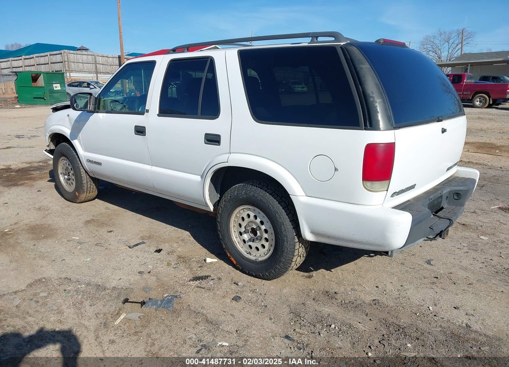 2001 CHEVROLET BLAZER LS VIN: 1GNDT13W91K248212