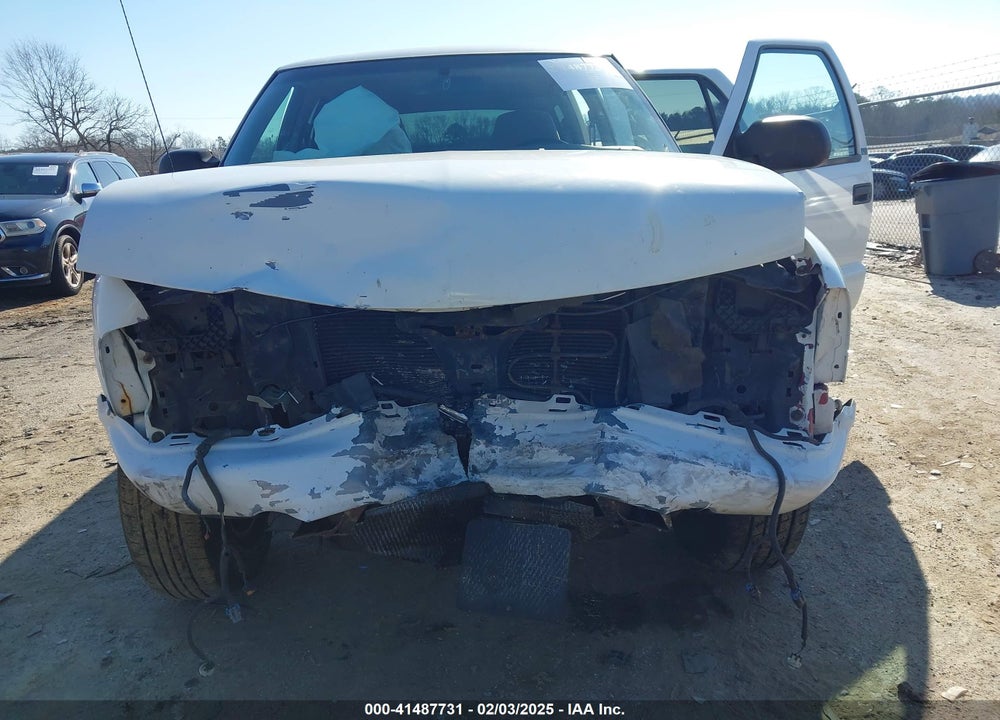 2001 CHEVROLET BLAZER LS VIN: 1GNDT13W91K248212