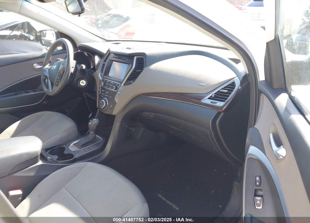 2017 HYUNDAI SANTA FE SPORT 2.4L VIN: 5XYZU3LB2HG426594