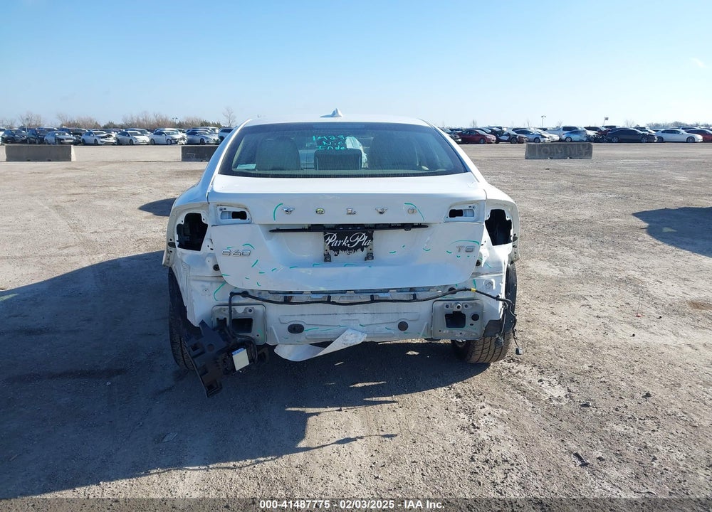 2017 VOLVO S60 VIN: YV126MFLXH2433058