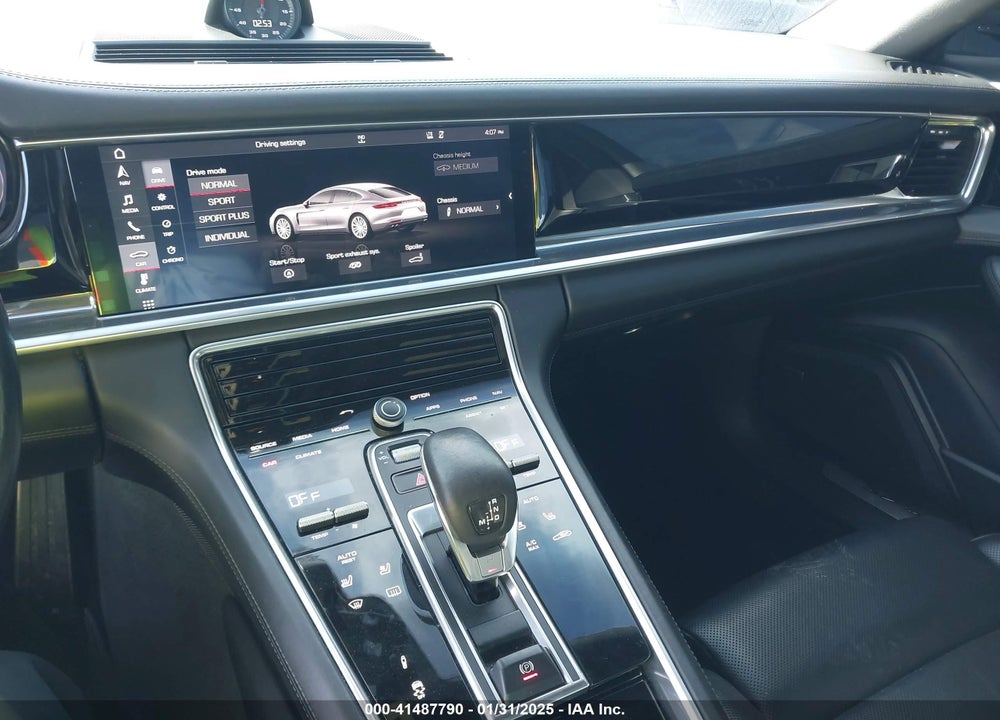 2018 PORSCHE PANAMERA VIN: WP0AB2A77JL136034
