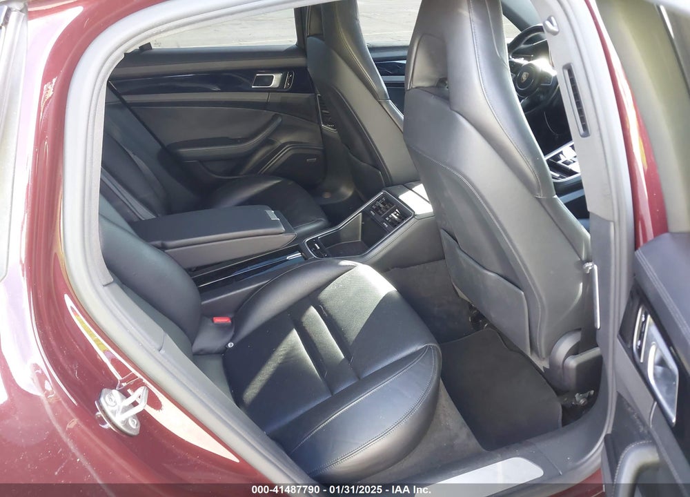 2018 PORSCHE PANAMERA VIN: WP0AB2A77JL136034