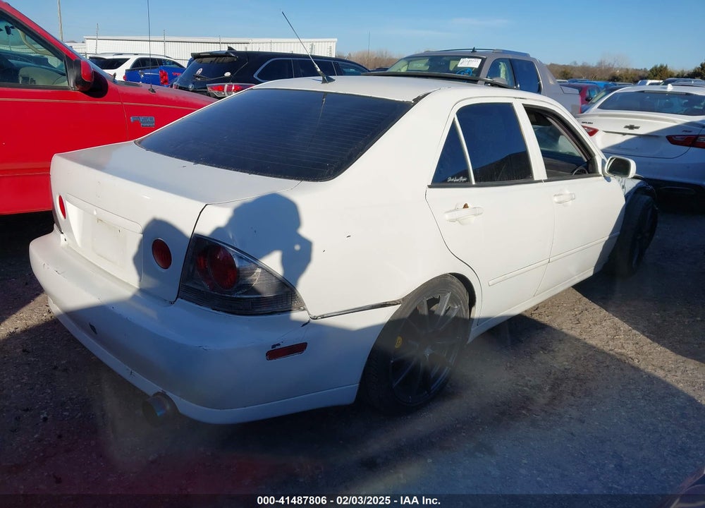 2001 LEXUS IS 300 VIN: JTHBD182810002006