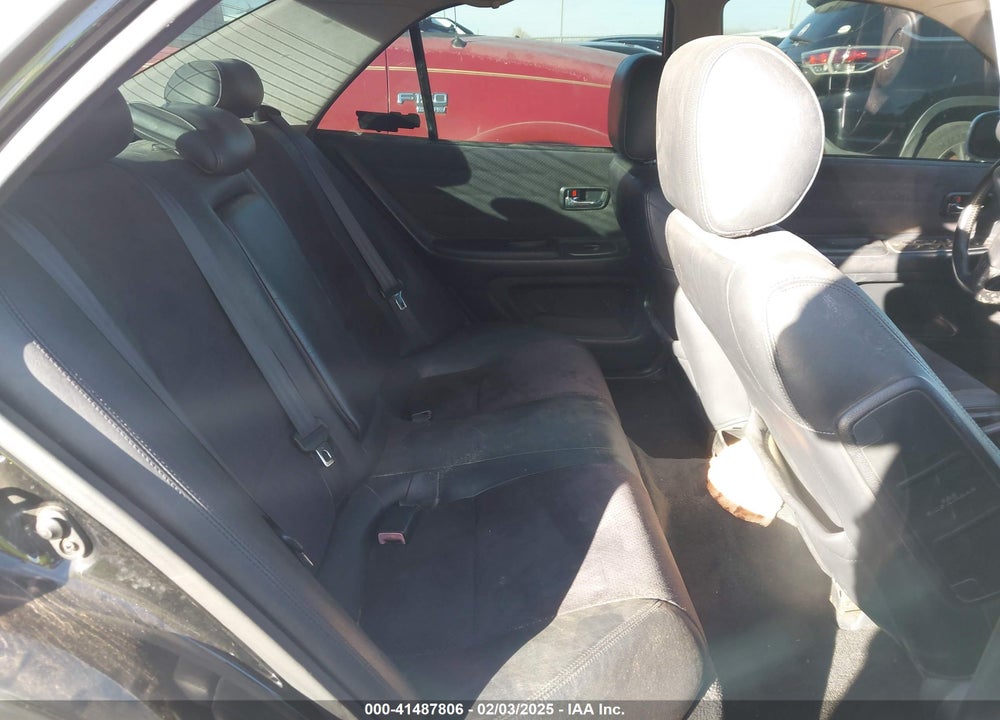 2001 LEXUS IS 300 VIN: JTHBD182810002006