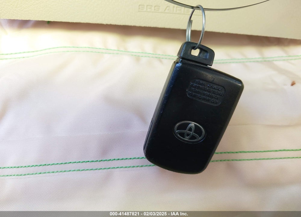 2012 TOYOTA CAMRY VIN: 4T1BF1FK1CU610228