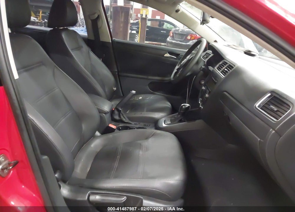 2011 VOLKSWAGEN JETTA 2.5L SE VIN: 3VWDZ7AJ6BM373564