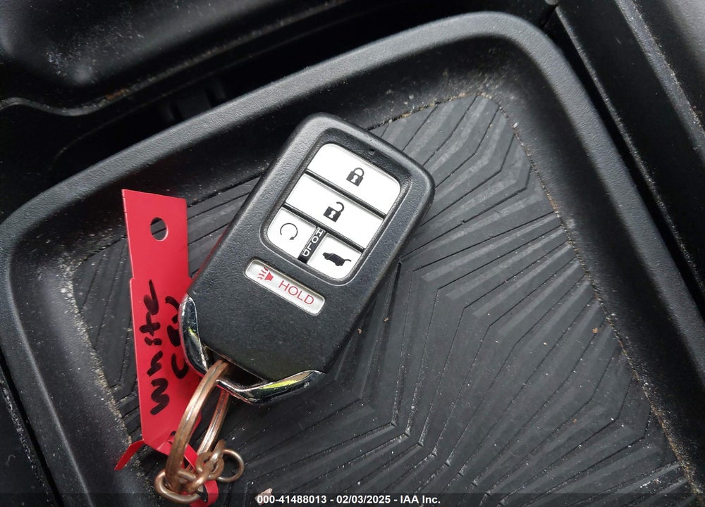 2018 HONDA CR-V VIN: 2HKRW2H89JH616442
