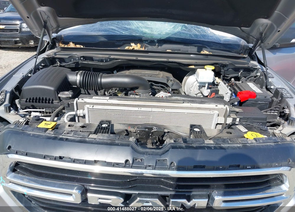 2020 RAM 1500 VIN: 1C6RREBT5LN128833