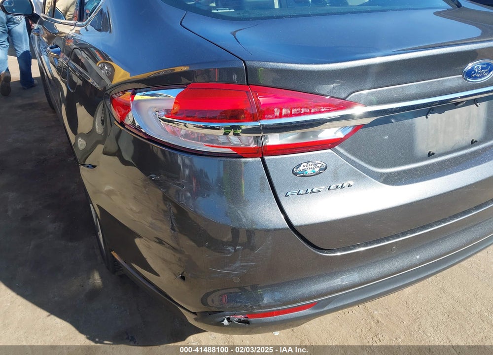 2017 FORD FUSION VIN: 3FA6P0HDXHR401988
