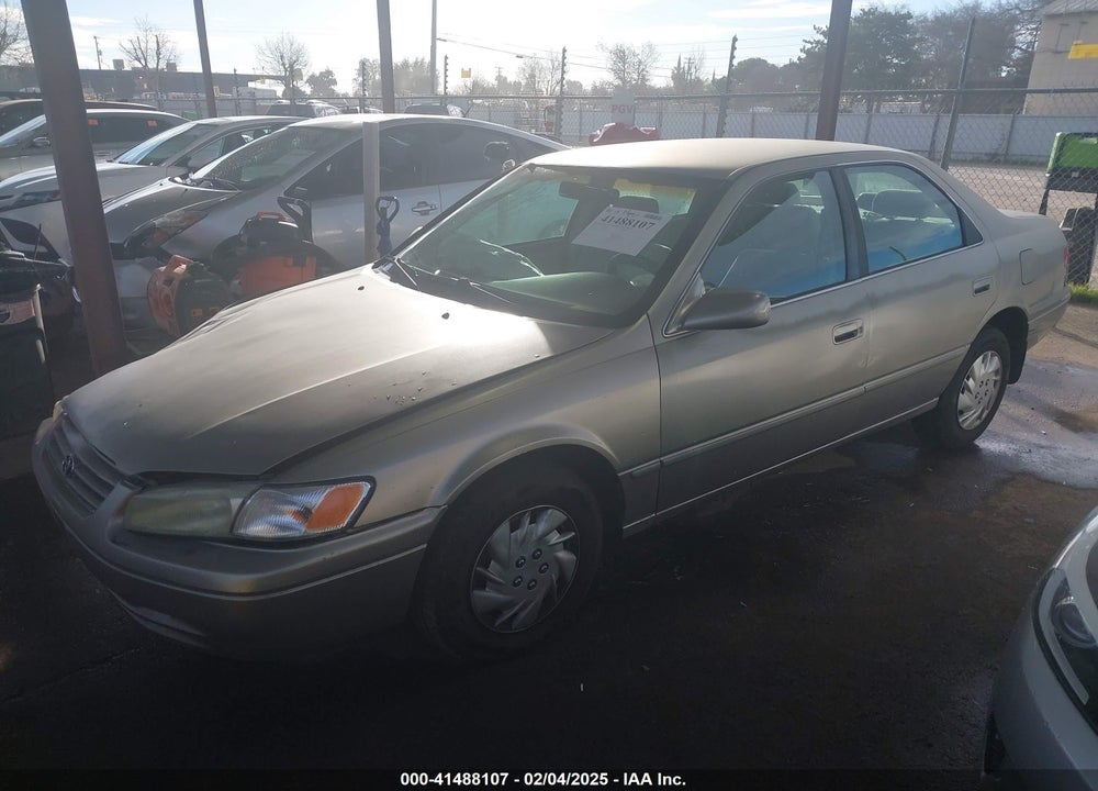 1997 TOYOTA CAMRY LE VIN: JT2BG22K0V0008520