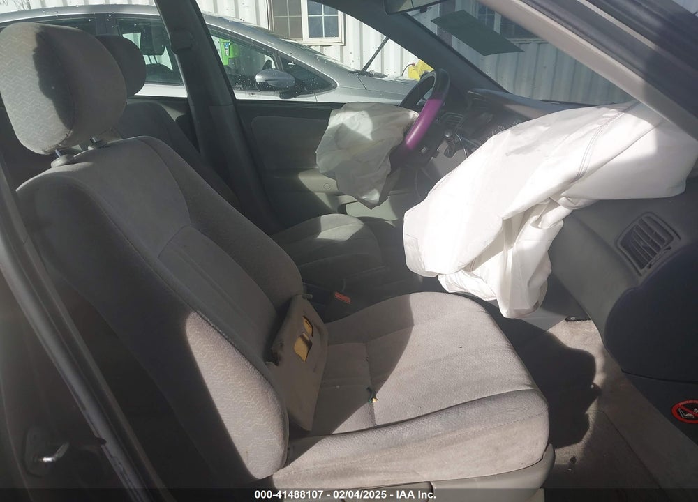 1997 TOYOTA CAMRY LE VIN: JT2BG22K0V0008520