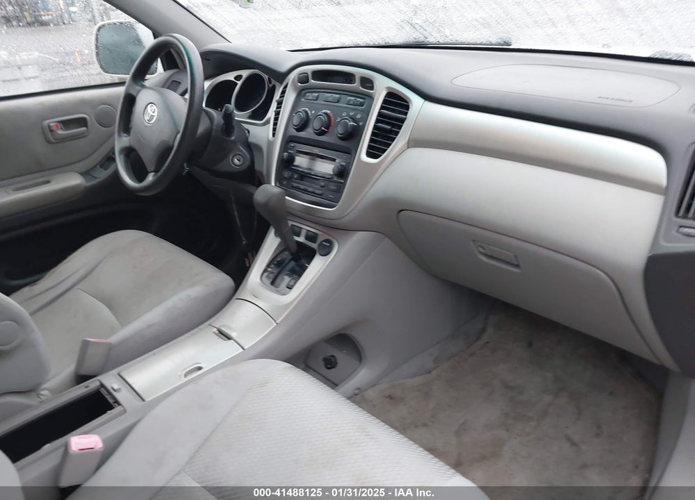 2005 TOYOTA HIGHLANDER V6 VIN: JTEEP21A550088986