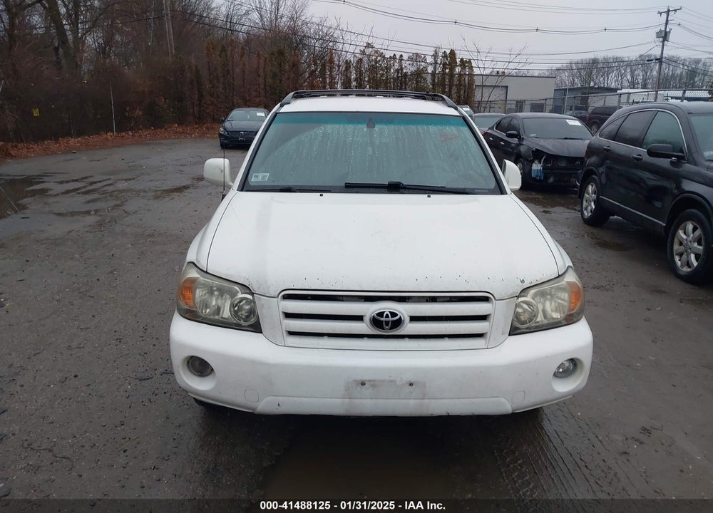 2005 TOYOTA HIGHLANDER V6 VIN: JTEEP21A550088986