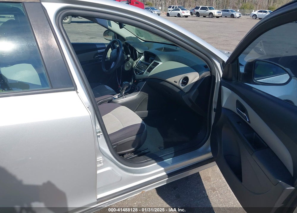 2014 CHEVROLET CRUZE VIN: 1G1PA5SH1E7192340