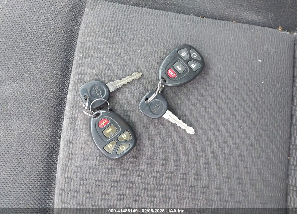 2011 CHEVROLET IMPALA VIN: 2G1WB5EK4B1165688
