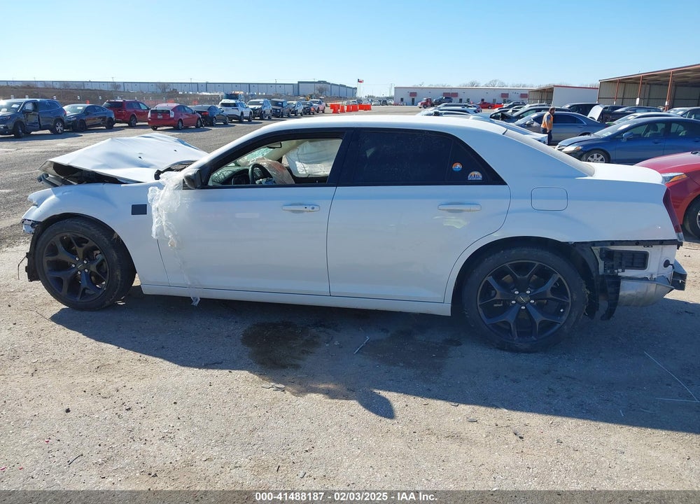 2022 CHRYSLER 300 VIN: 2C3CCAAG6NH139644