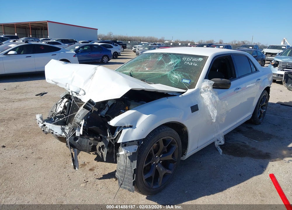 2022 CHRYSLER 300 VIN: 2C3CCAAG6NH139644