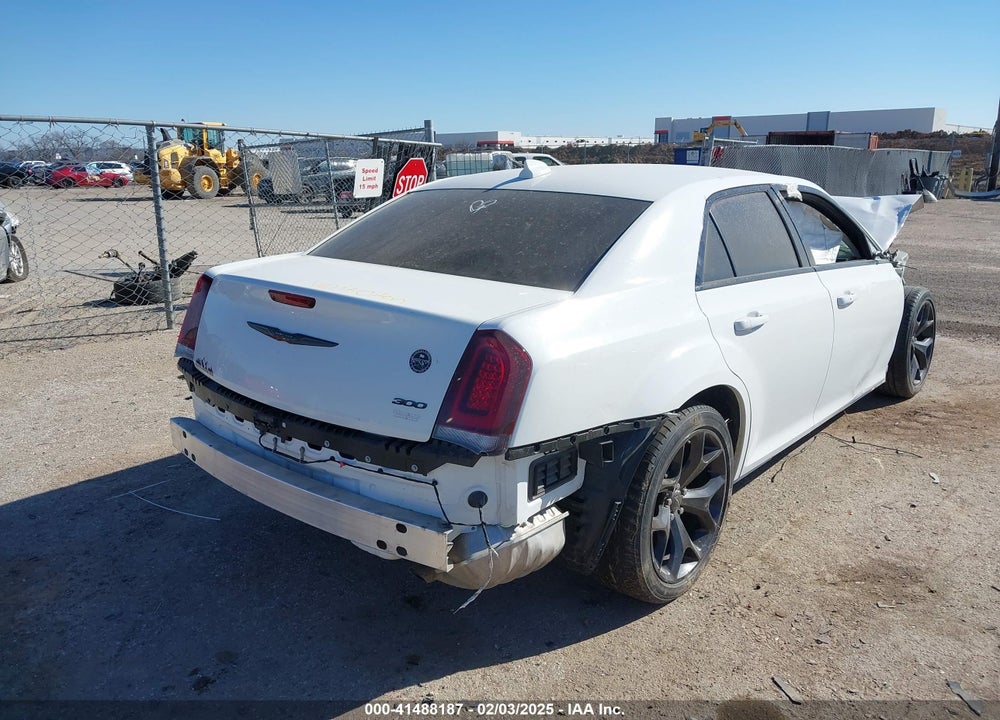 2022 CHRYSLER 300 VIN: 2C3CCAAG6NH139644