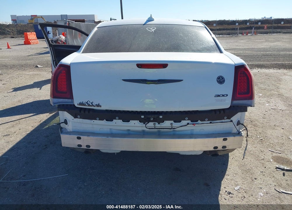 2022 CHRYSLER 300 VIN: 2C3CCAAG6NH139644